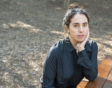 a portrait of Sarai Kirshner